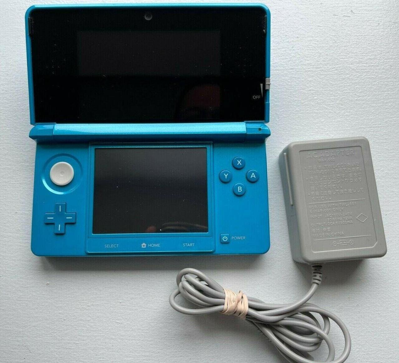 Alt view image 2 of 3 - Nintendo 3DS Console Light Blue Used