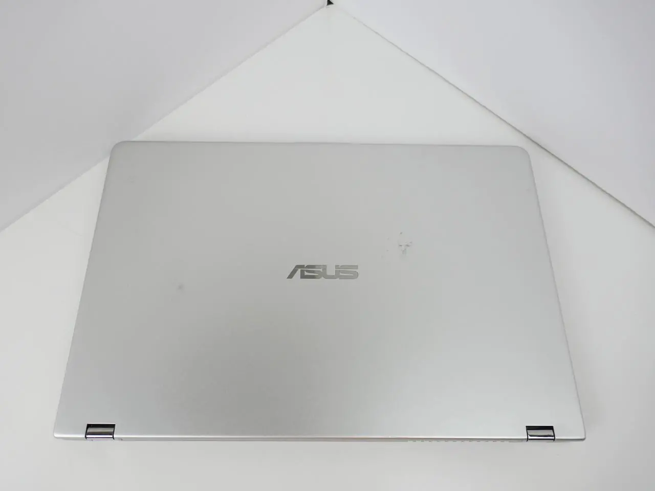 Alt view image 5 of 6 - Asus Q505U 15.6" 2-in-1 Full HD (1920x1080) Touch Laptop Intel Core i5-8250U 2.3GHz 12GB DDR4 512GB SSD Windows 11