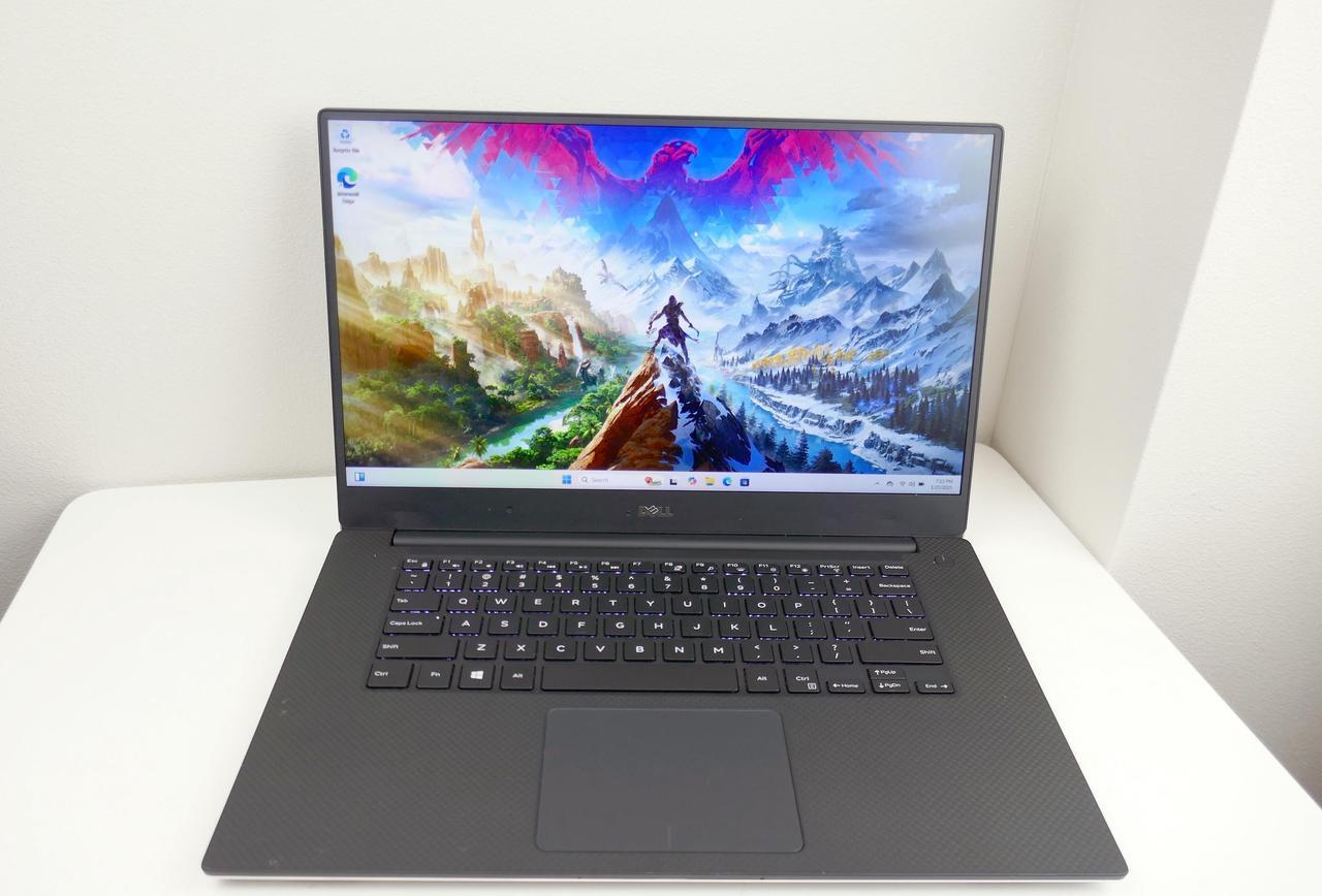 Main image of Dell Precision 5510 15.6" Intel Core i7-6700HQ 32GB DDR4 512GB SSD NVIDIA Quadro M1000M