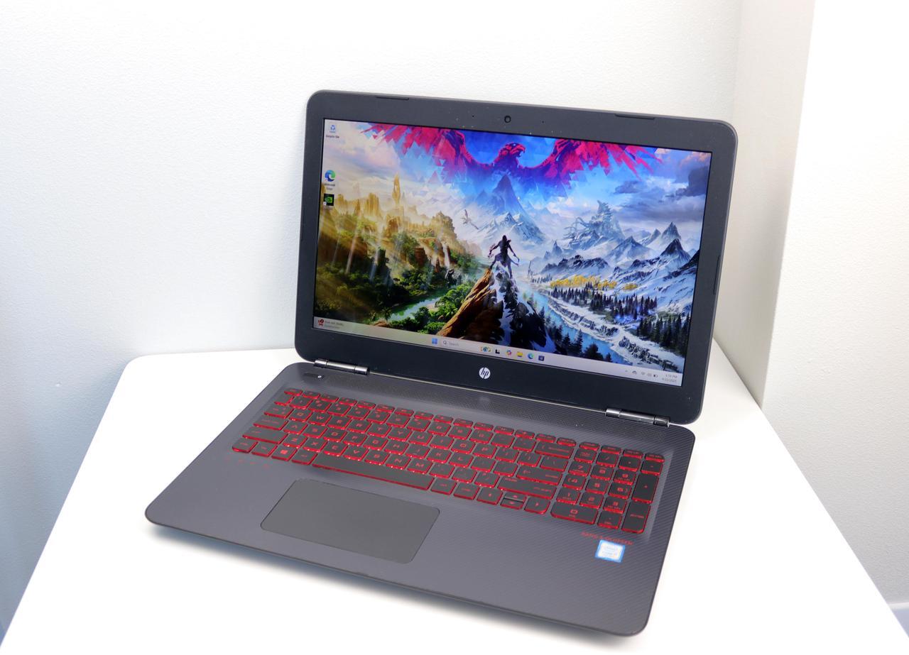 Main image of HP OMEN - 15.6" NVIDIA GeForce GTX 1050 Ti - Intel Quad-Core i7-7700HQ - 16GB Memory - 512GB SSD + 1TB HDD - Windows 11 - Gaming Laptop - Full HD IPS (15-ax210nr)