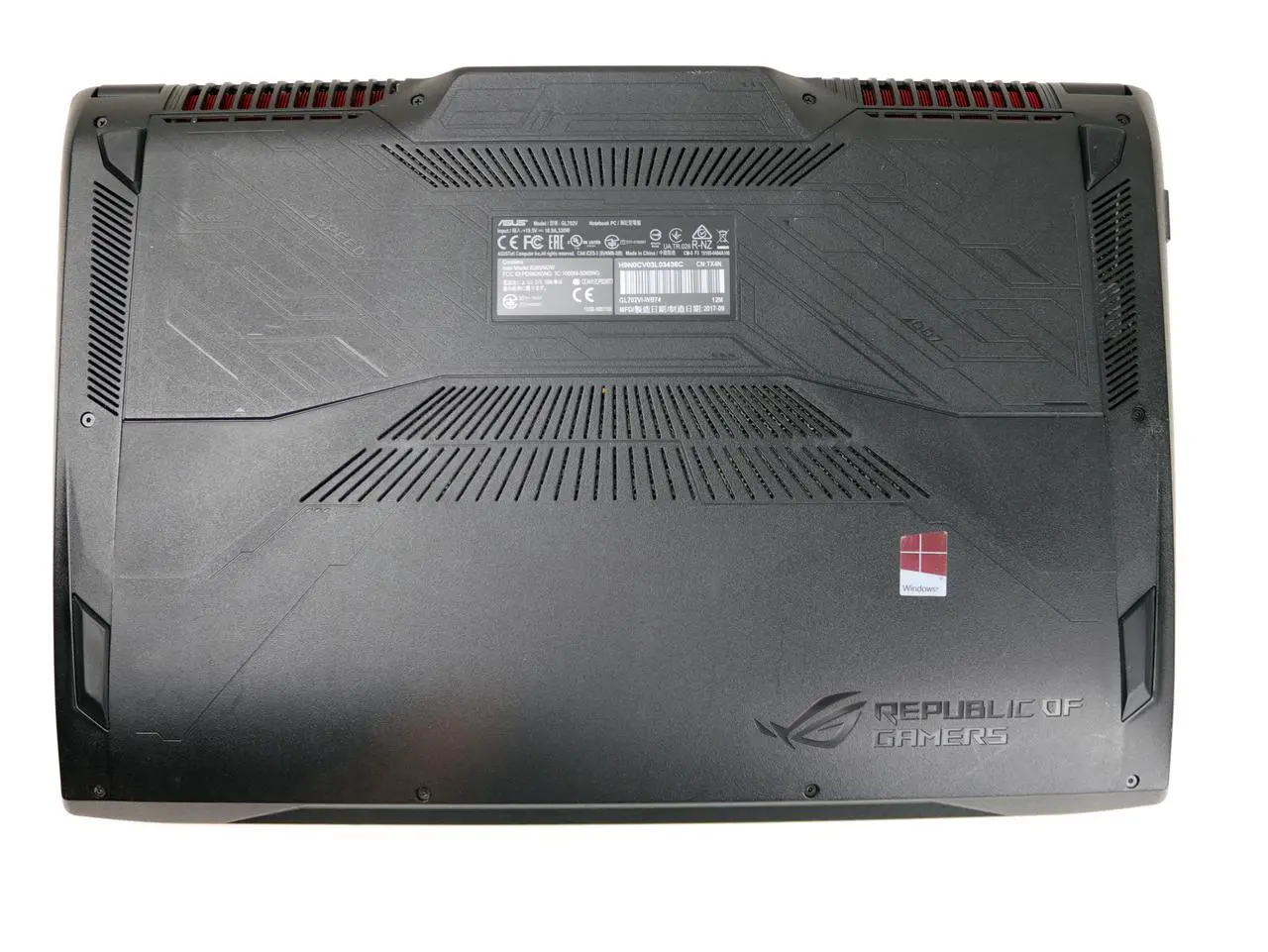 Alt view image 7 of 7 - ASUS Strix ROG GL702VI-WB74 Premium 17.3" Gaming VR ready Laptop (Intel i7 7700HQ, 32GB RAM, 512GB SSD + 1TB HDD, 17.3" FHD Display 1920x1080 G-Sync, Nvidia GeForce GTX 1080 8GB, Win 11)