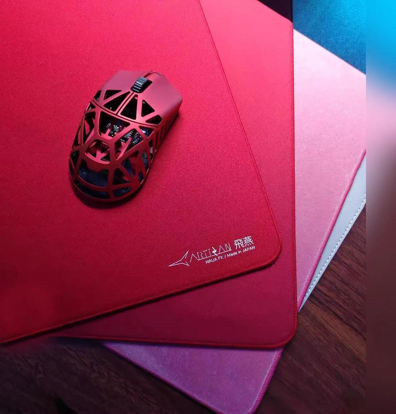 Alt view image 2 of 6 - ARTISAN FX HIEN Gaming Mouse Pad red XSOFT 42x33cm