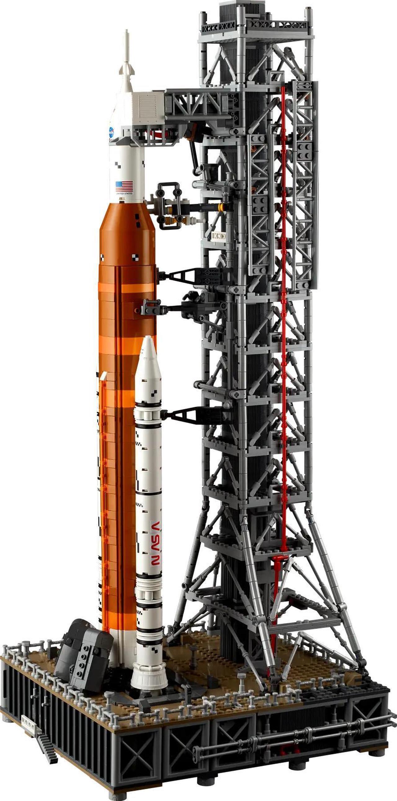 Alt view image 3 of 5 - international version Icons Series 10341 NASA Artemis Space Launch System Number of parts 3601 Suitable for age 18+ toy building blocks