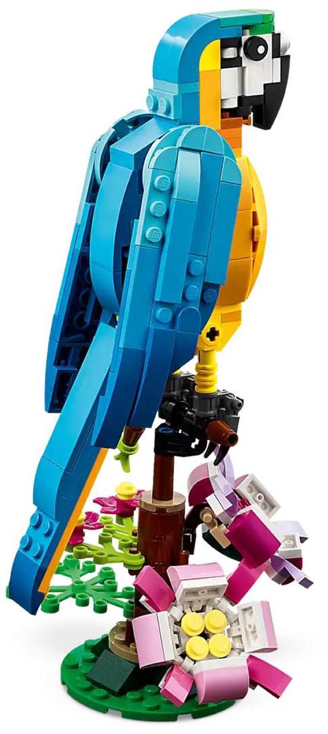 Alt view image 3 of 5 - international version Creator Series 31136 Exotic Parrot Number of parts 253 Suitable for age 7+ toy building blocks