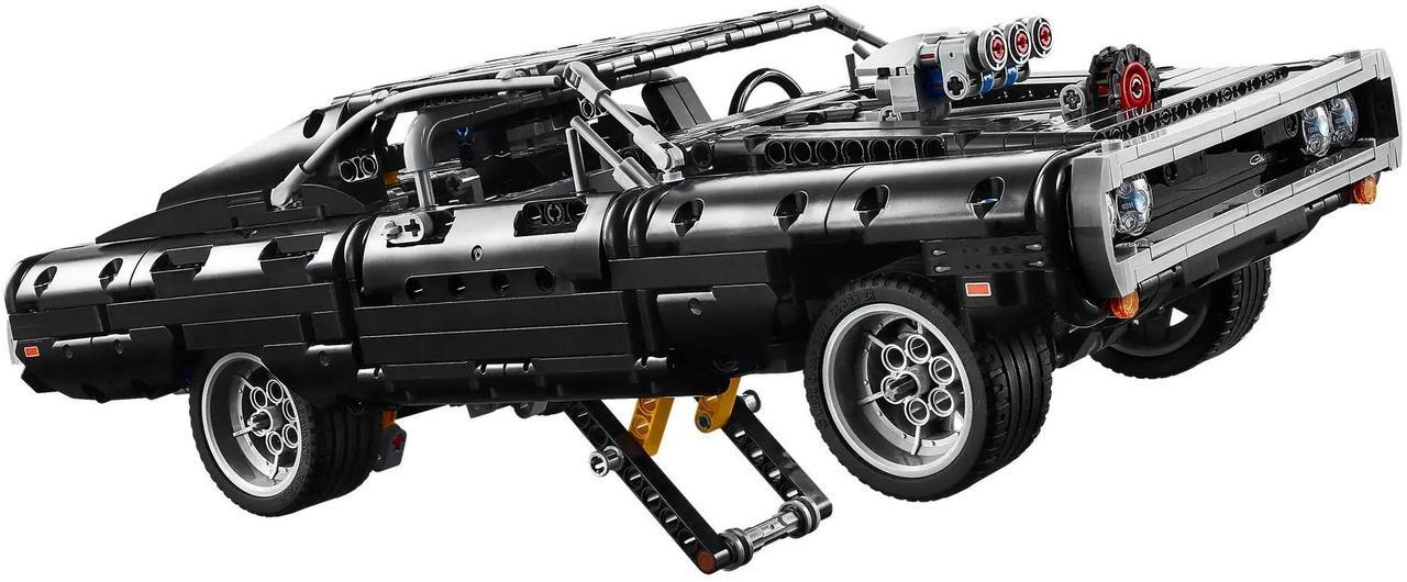 Alt view image 3 of 5 - international version TECHHNIC Series 42111 Dom's Dodge Charger Number of parts 1077 Suitable for age 10+ toy building blocks