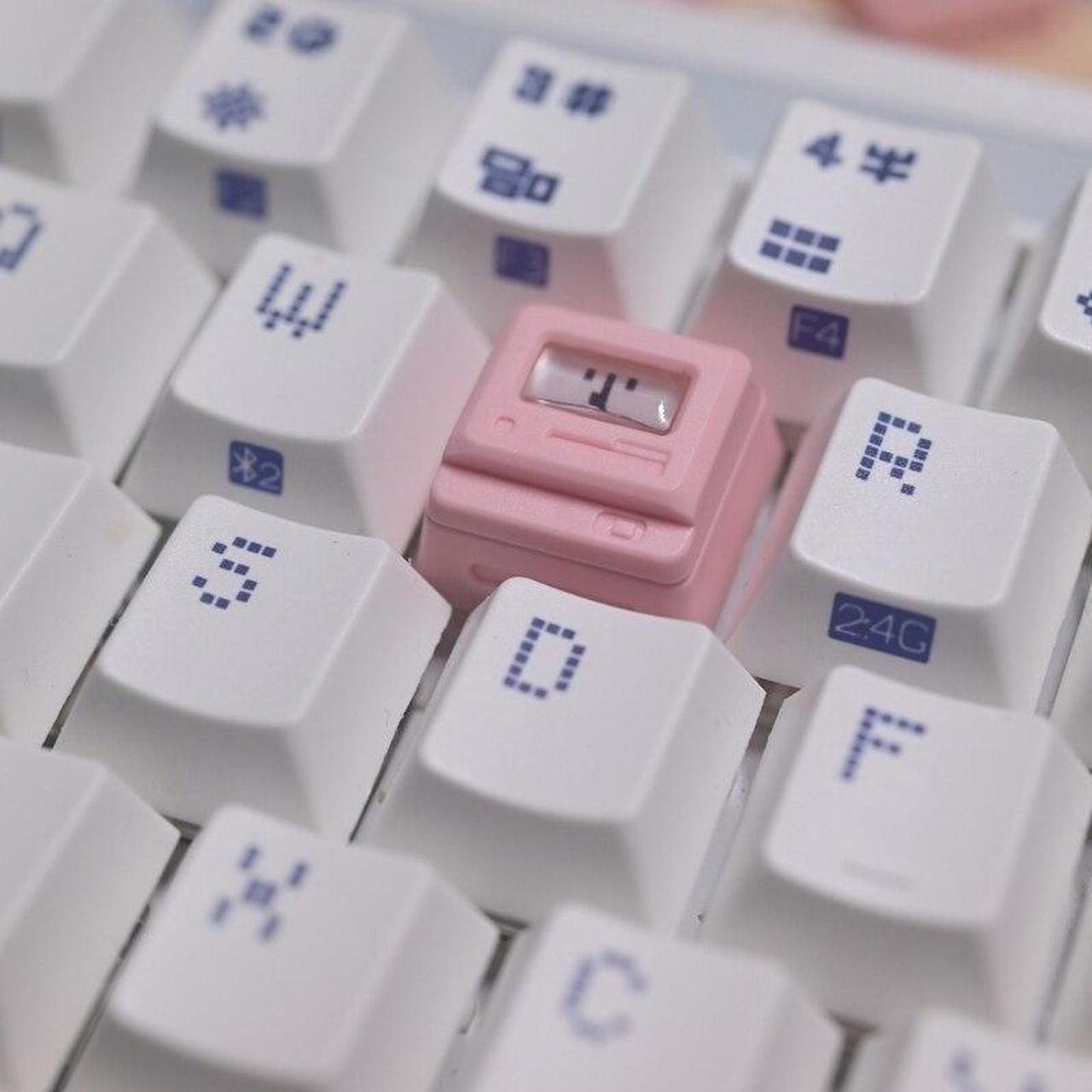 Alt view image 5 of 6 - K-04 Keyboard Keycaps 3 In1 For Mechanical Classic Retro Cute Transparent Keycap(White)