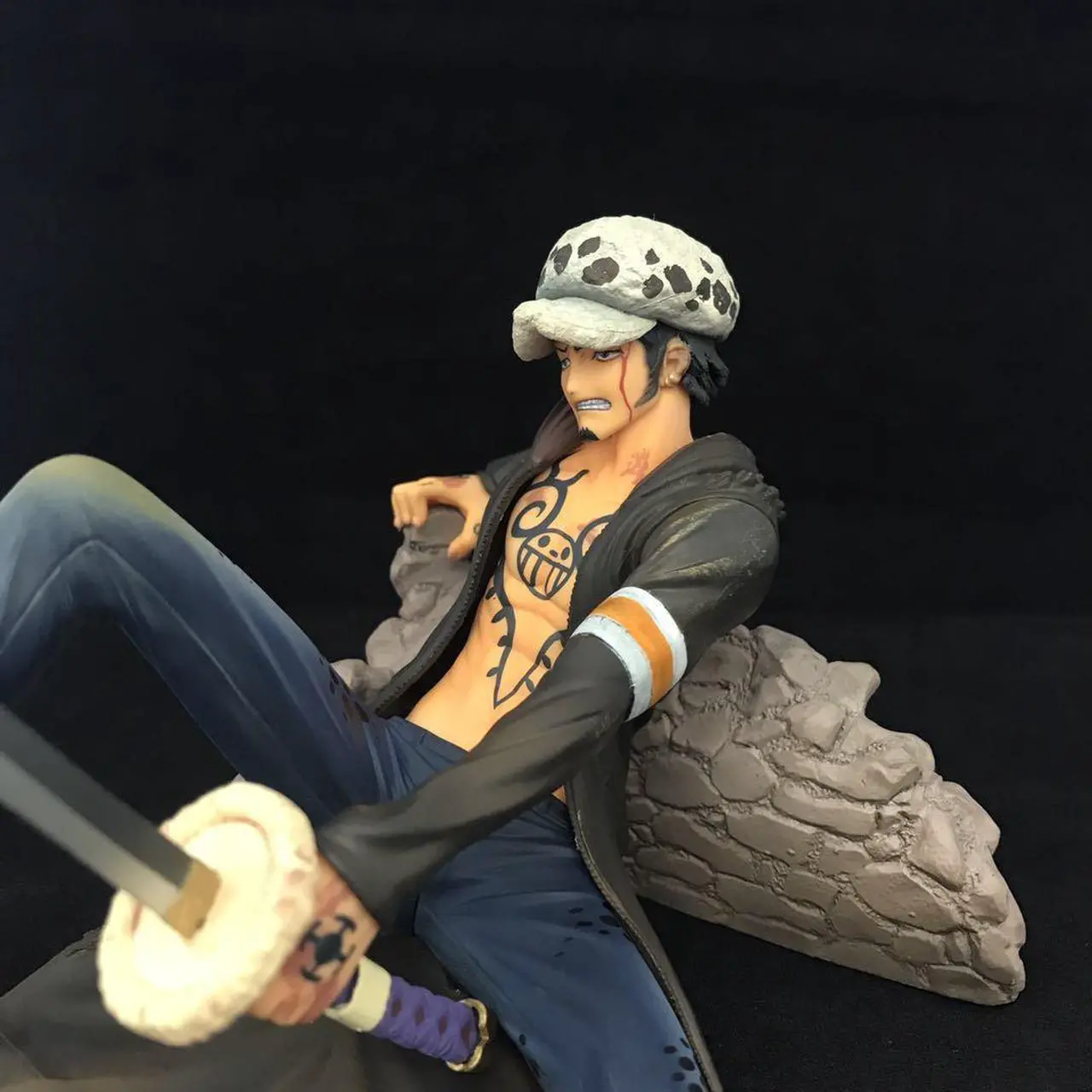 Alt view image 3 of 6 - Anime One Piece Trafalgar Law Battle Damage Sitting Position PVC Action Figure Collectible Model Doll Toy 18cm