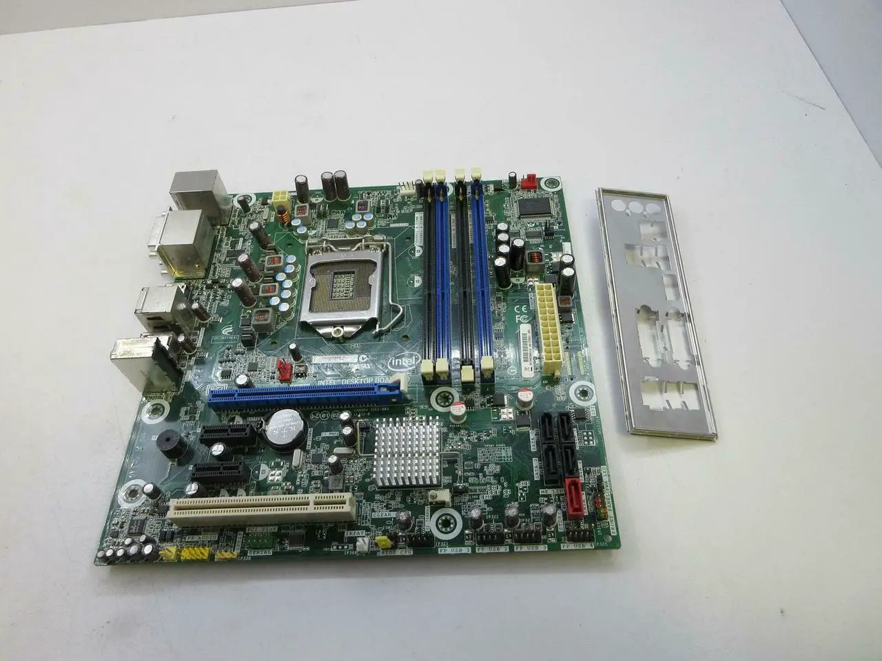 Alt view image 6 of 8 - Intel DQ57TM LGA 1156/Socket H DDR3 SDRAM Desktop Motherboard