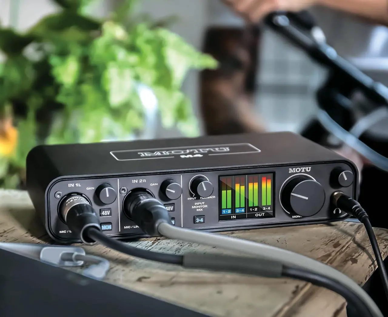 Alt view image 6 of 7 - MOTU M4 4x4 USB-C Audio Interface