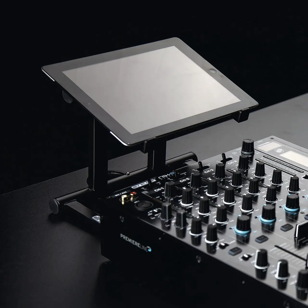 Alt view image 4 of 6 - Reloop Modular Stand for Neon Performance Pad Controller