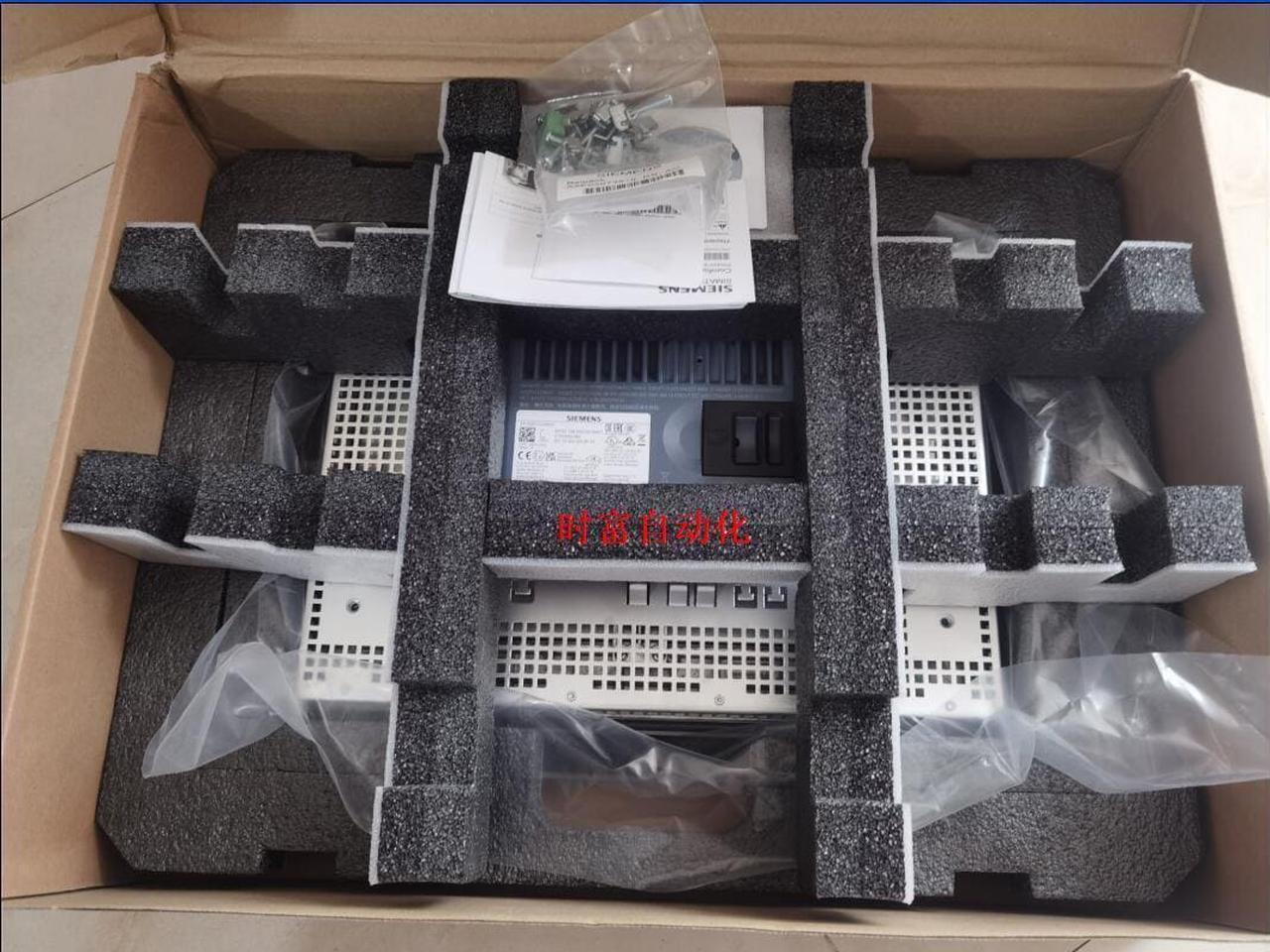Alt view image 4 of 5 - Siemens Panel TP1500 6AV2124-0QC02-0AX1 , 6AV2 124-0QC02-0AX1 PLC Processors New in Box