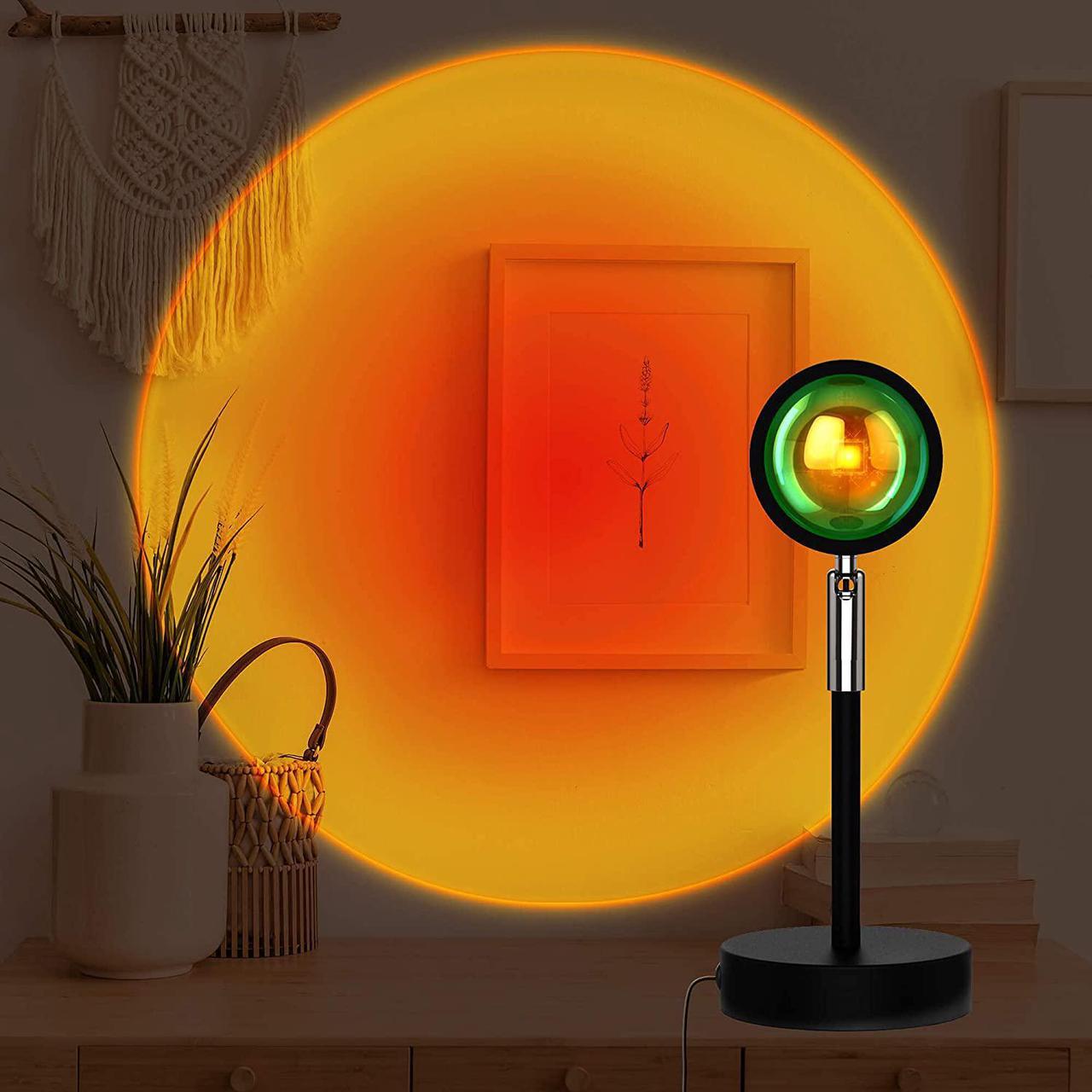 Sunset Lamp Projection Led Light,180 Degree Rotation Sunset Projection Lamp, Night Light Projector Led Lamp, Romantic Projector for Home Bedroom Coffee Shop Background Wall Decoration