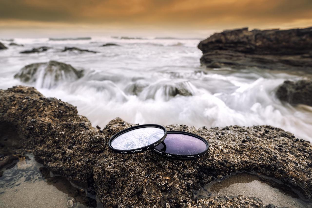 Alt view image 18 of 20 - Hoya NXT Plus 77mm 10-Layer HMC Multi-Coated Circular Polarizer Lens Filter