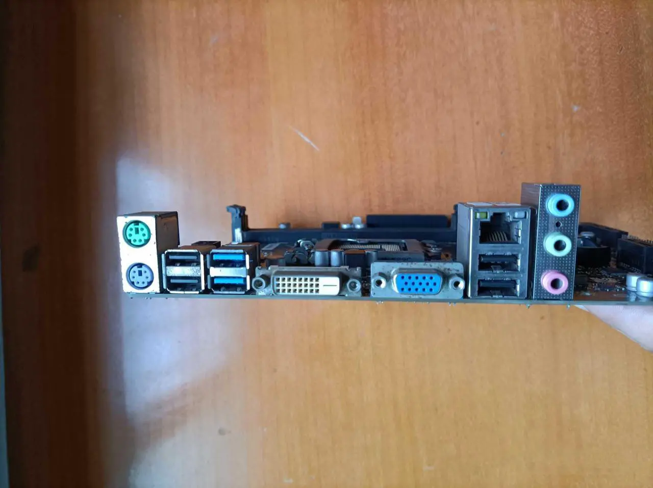 Alt view image 2 of 2 - H81M-P33 for MSI 1150 DDR3 Desktop Motherboard