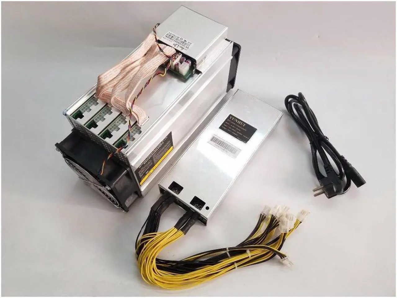 Alt view image 3 of 7 - Bitcoin ASIC Miner L3+ 504M/S 1.6J/MH consumption ratio with PSU Scrypt BM1485 ASIC Chip Litecoin Miner LTC DOGE Antminer  Mining Machine better than antminer l3 S9 T9 DR3 m3