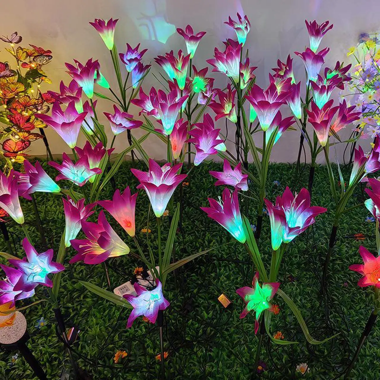 Alt view image 3 of 5 - 1 Pcs 4 LED solar simulation flower sweetheart street lamp lily project lawn garden garden landscape lights wholesale