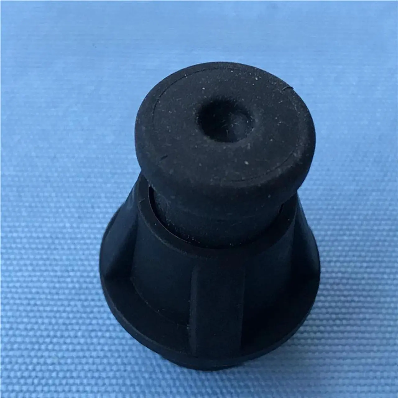 Alt view image 4 of 6 - Furulu Trunk Rubber Buffer Tailgate Rubber Damper For Hyundai Tucson Santa Fe Kia KX3 New Sportage