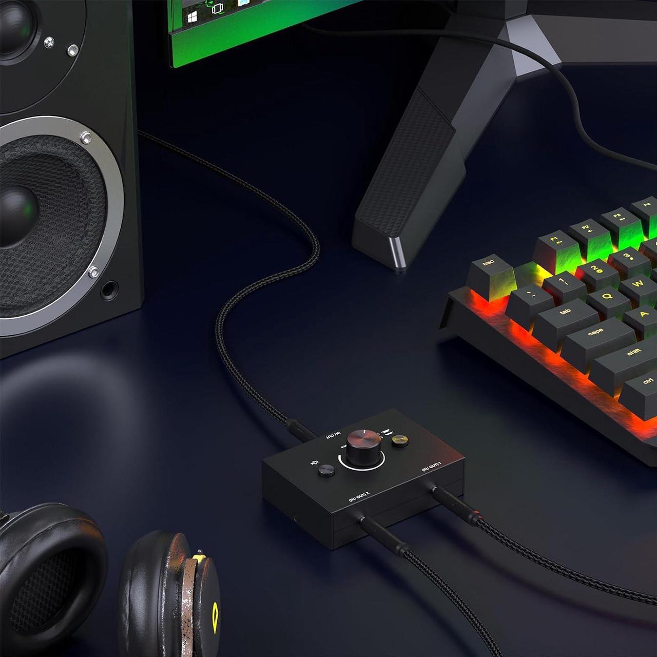 Alt view image 5 of 6 - 3.5mm Stereo Audio Switch Audio Switcher Passive Speaker Headphone Manual Selector Splitter Box Audio Sharing