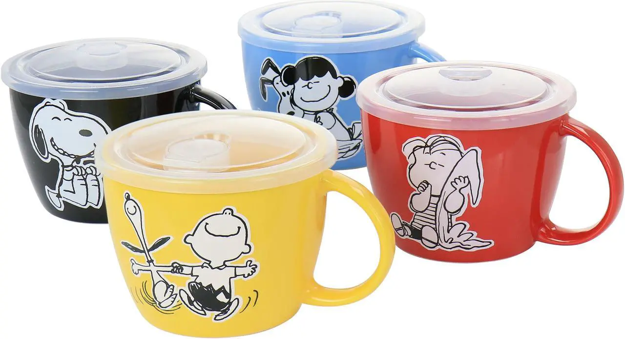 Main image of Gibson Peanuts 70th Anniversary 4 Piece Stoneware 23.5oz Soup Bowl Set with Vented Lids in Assorted Colors