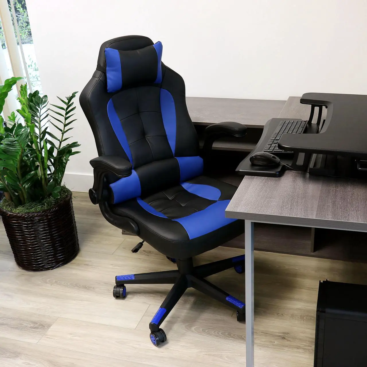 Alt view image 7 of 7 - Elama High Back Adjustable Faux Leather Office Chair in Black