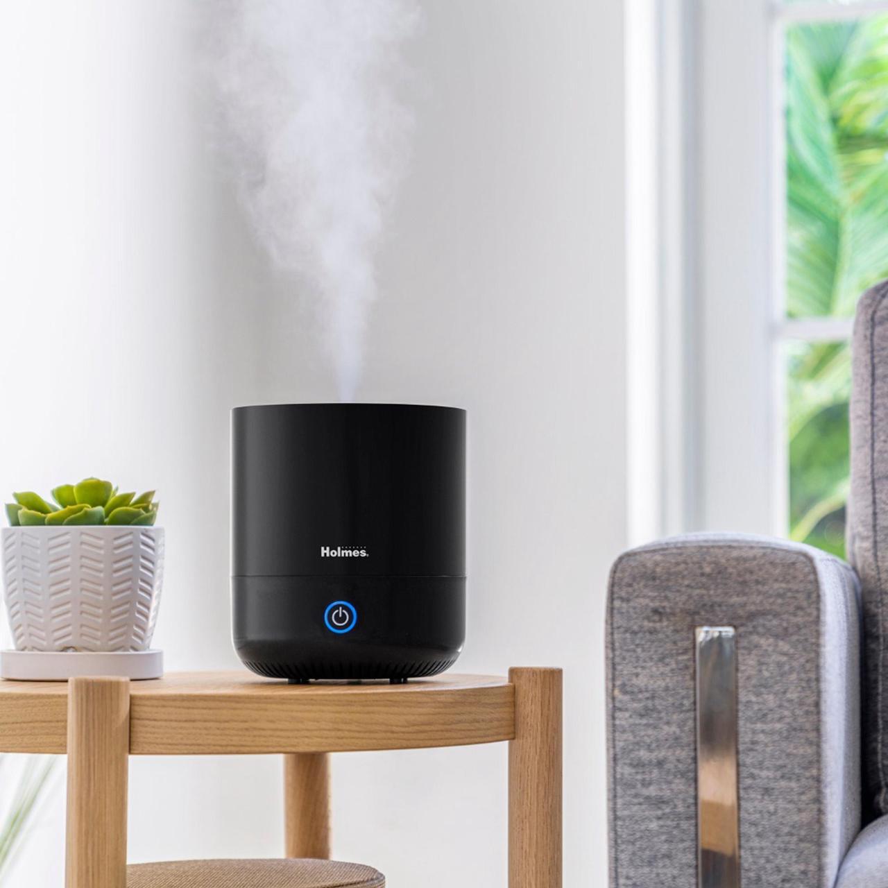 Alt view image 4 of 4 - Holmes Ultrasonic 0.36 Gallon Cool Mist Top Fill Antimicrobial Humidifier in Black
