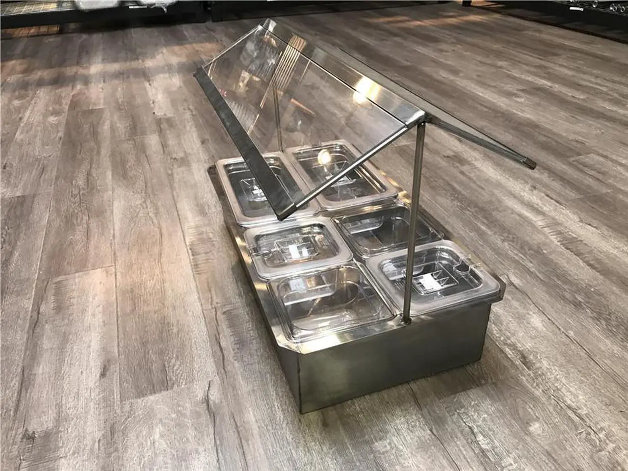 Alt view image 4 of 7 - New 8 Containers Stainless Steel Glass Top Cold Table Condiment Sauce Station Caddy  NSF Commercial Sauces Station Seasoning Box  cc168