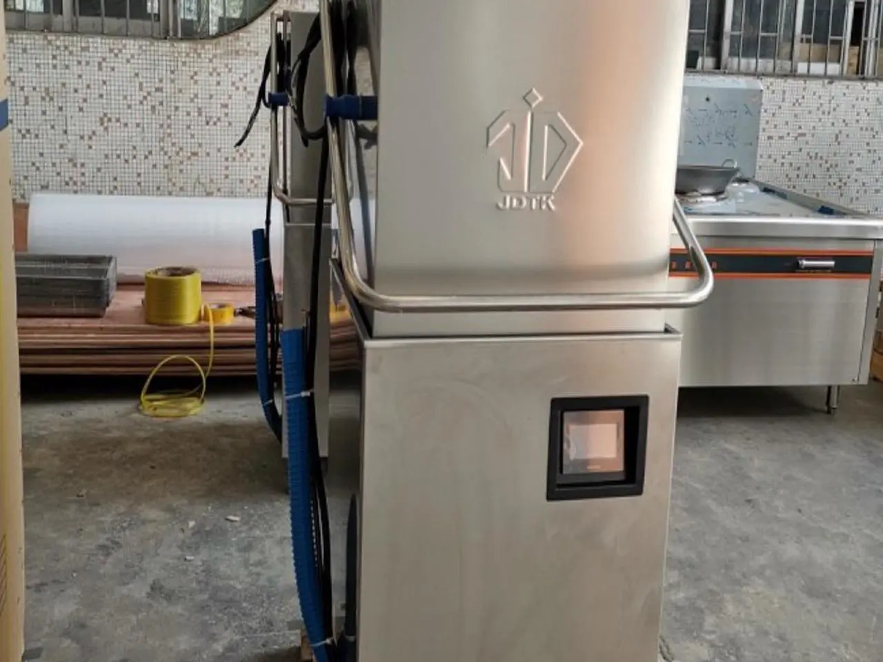 Main image of New Commercial Restaurant High-Temperature Dishwasher DTJG501