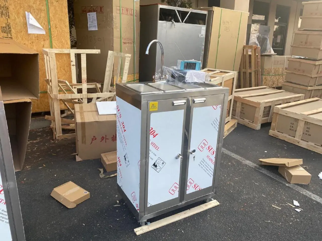 Alt view image 2 of 4 - New 30" Portable Food Truck Hand Wash Sink Sink4.1