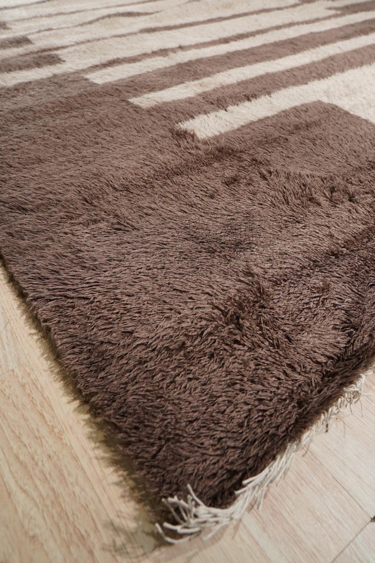 Alt view image 6 of 7 - Brown Contemporary Abstract Art Deco Area Rug, Made in India