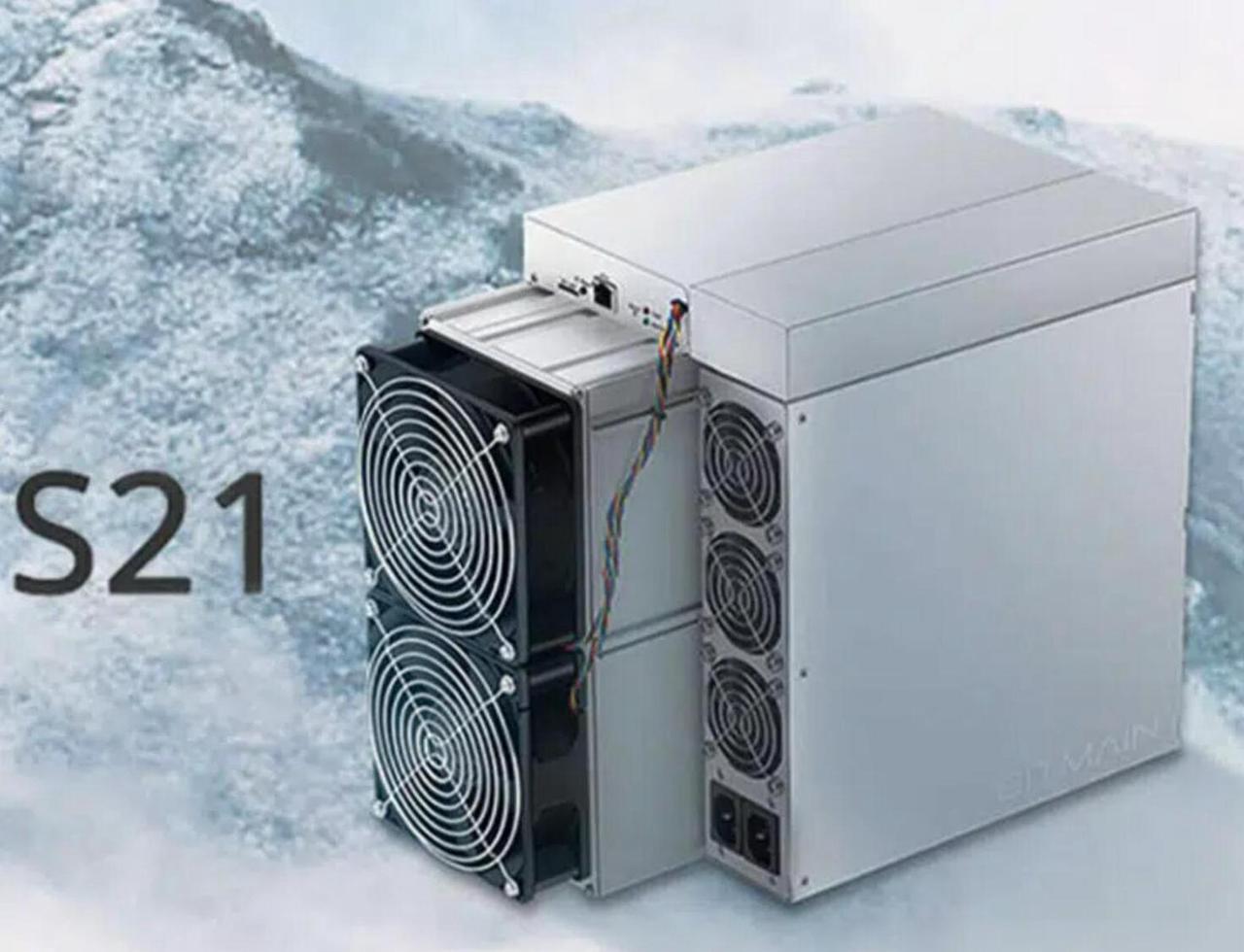 Antminer S21 200TH/S Bitcoin Miner With 3550W Power Supply from Bitmain