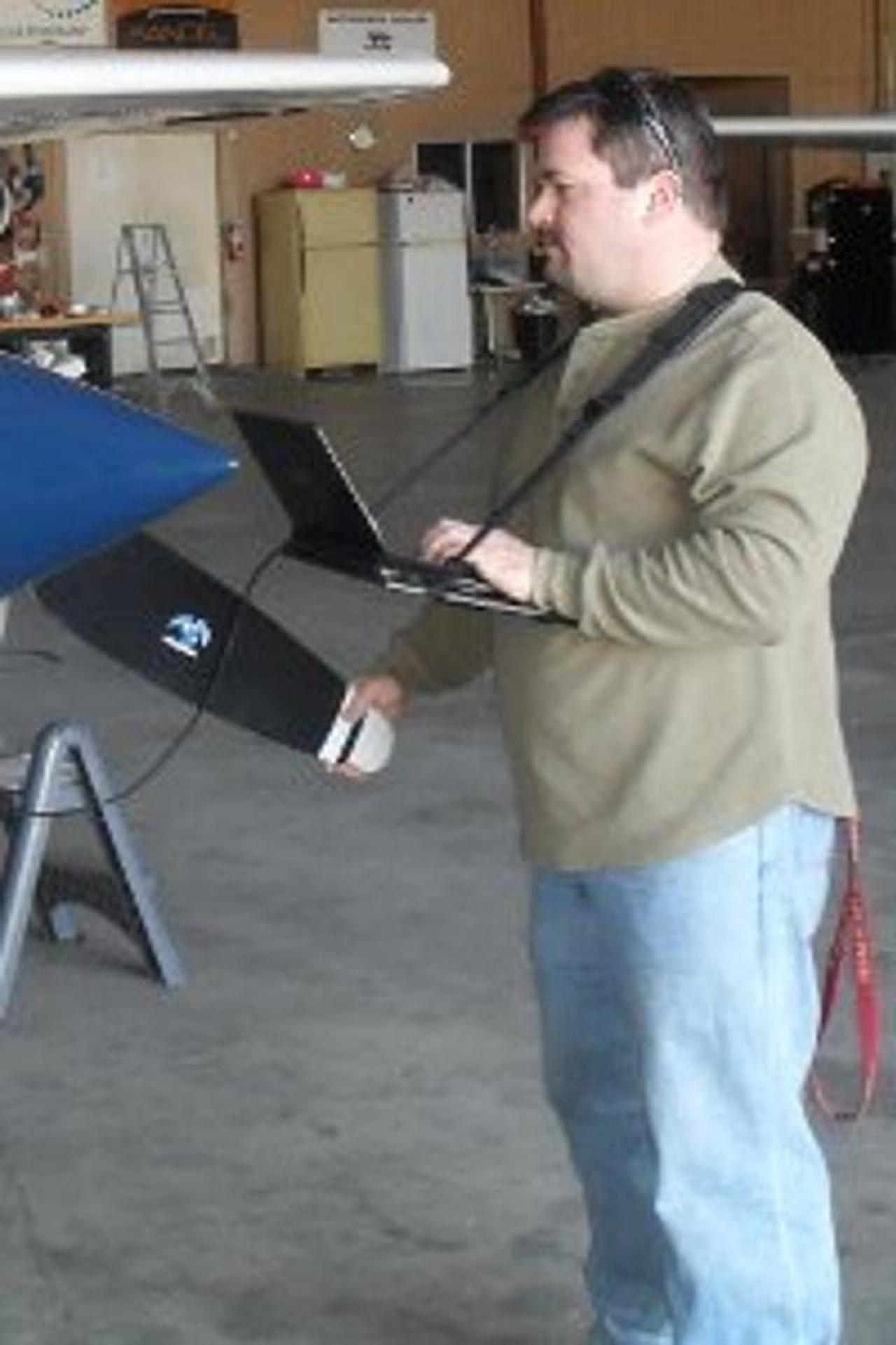 Alt view image 5 of 5 - Connect-A-Desk Laptop Harness Walking Desk