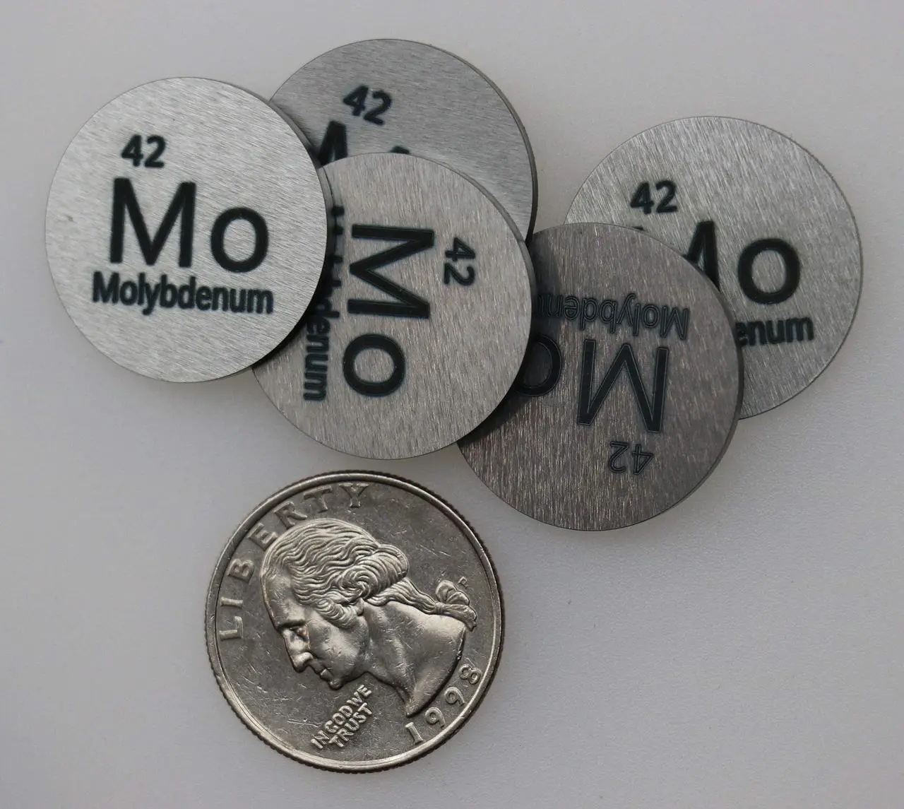 Alt view image 3 of 5 - Molybdenum (Mo) 24.26mm Metal Disc with Acrylic Case for Collection or Experiments
