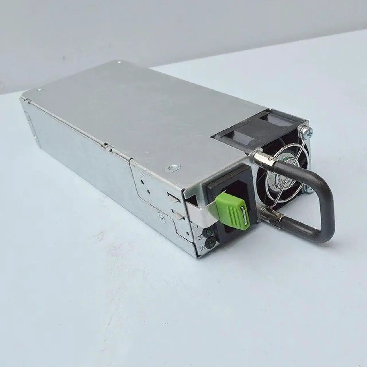Main image of For AcBel CommScope power supply R1IA2551A R2IS7551A 549W redundant power supply