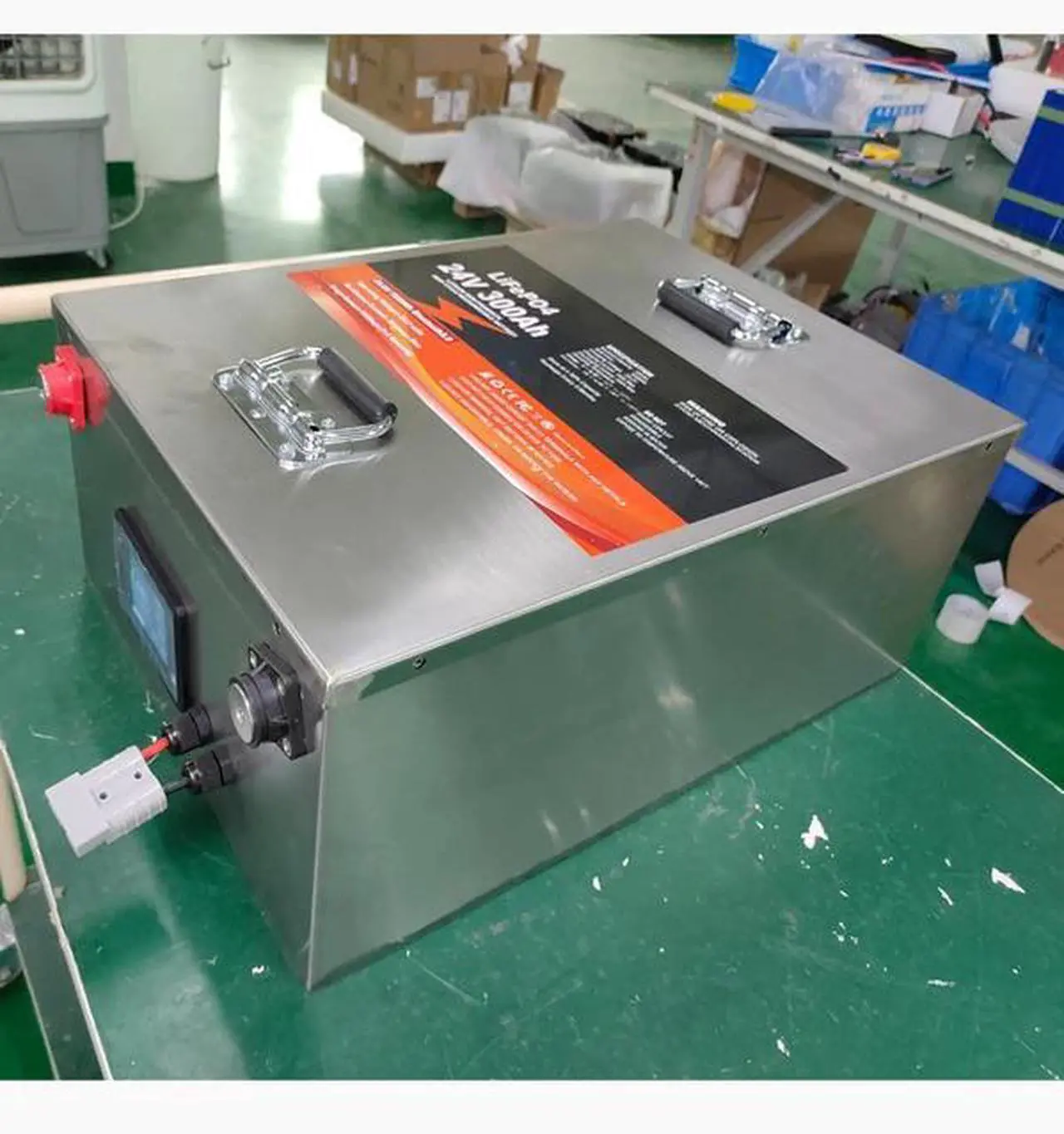Alt view image 3 of 4 - FUYUE 24V 100Ah LiFePO4 Battery