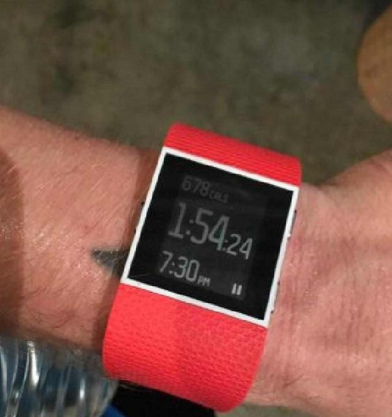 Alt view image 6 of 7 - Fitbit Surge Bluetooth Heart Rate Activity Fitness GPS Large Black Blue Orange Fast Shipping  FedEx DHL