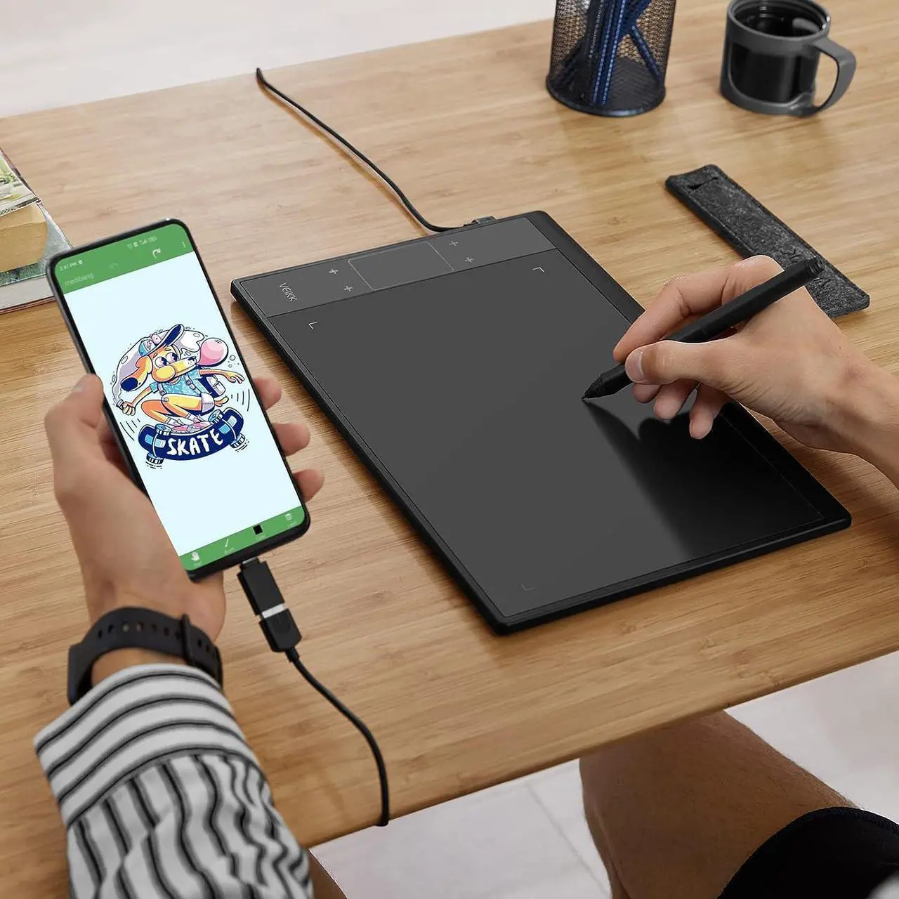 Alt view image 3 of 7 - VEIKK A30 V2 Drawing Tablet 10x6 Inch Graphics Tablet with Battery-Free Pen and 8192 Professional Levels Pressure