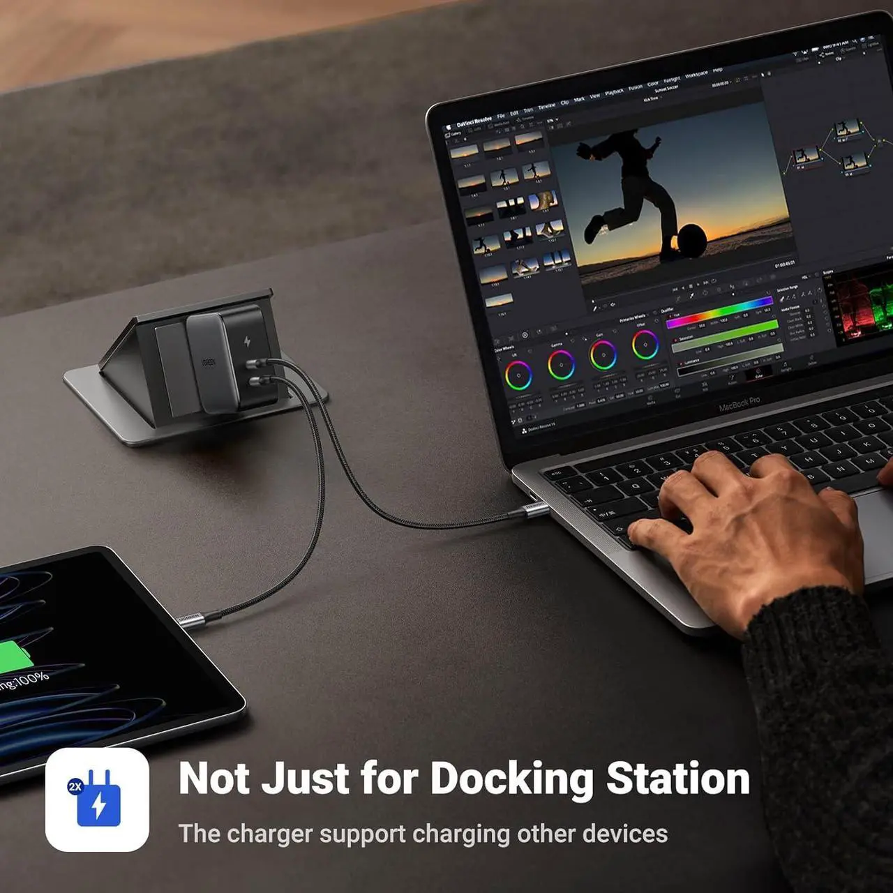 UGREEN USB C Docking Station - Thumbnail 3