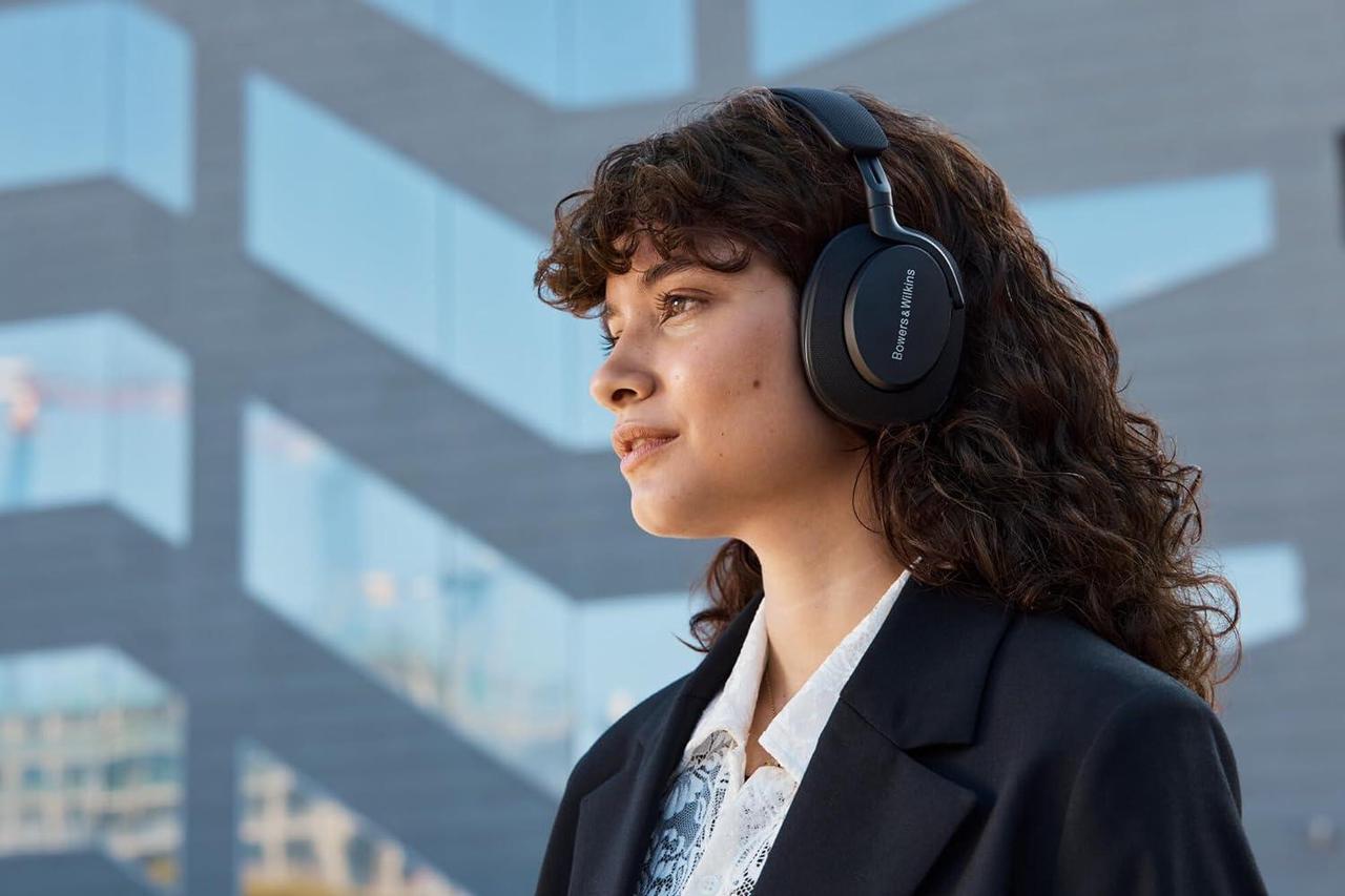 Alt view image 4 of 6 - Bowers & Wilkins Px7 S2e Over-Ear Headphones - Enhanced Noise Cancellation & Transparency Mode, Crystal-Clear Calls, Bluetooth, 30-Hour Playback, Forest Green