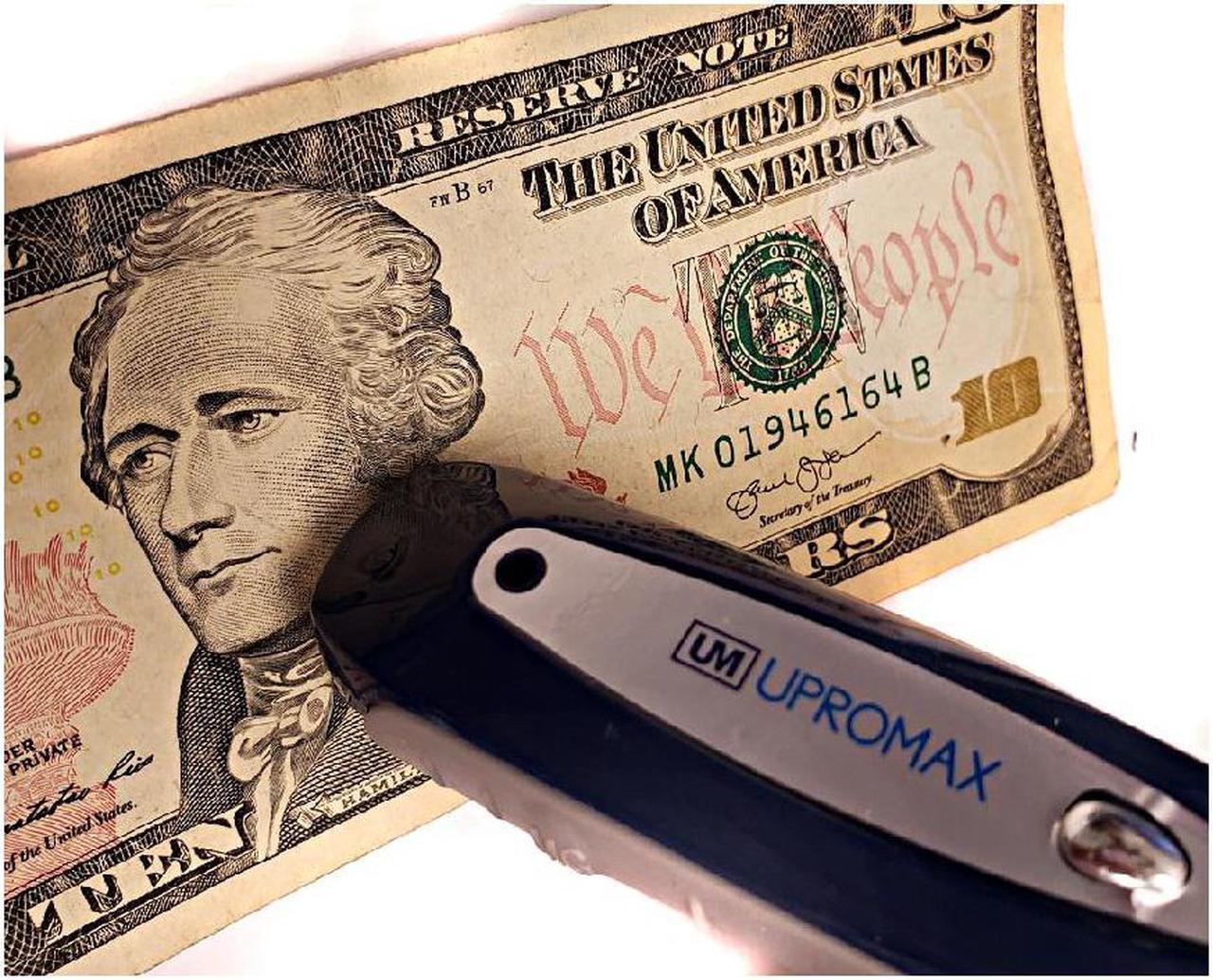 Main image of UV Currency Money Detector, Portable Mini 2 in 1 UV Currency Money Note Detector Counterfeit Checker with Lanyard Magnetic Detector Keychain