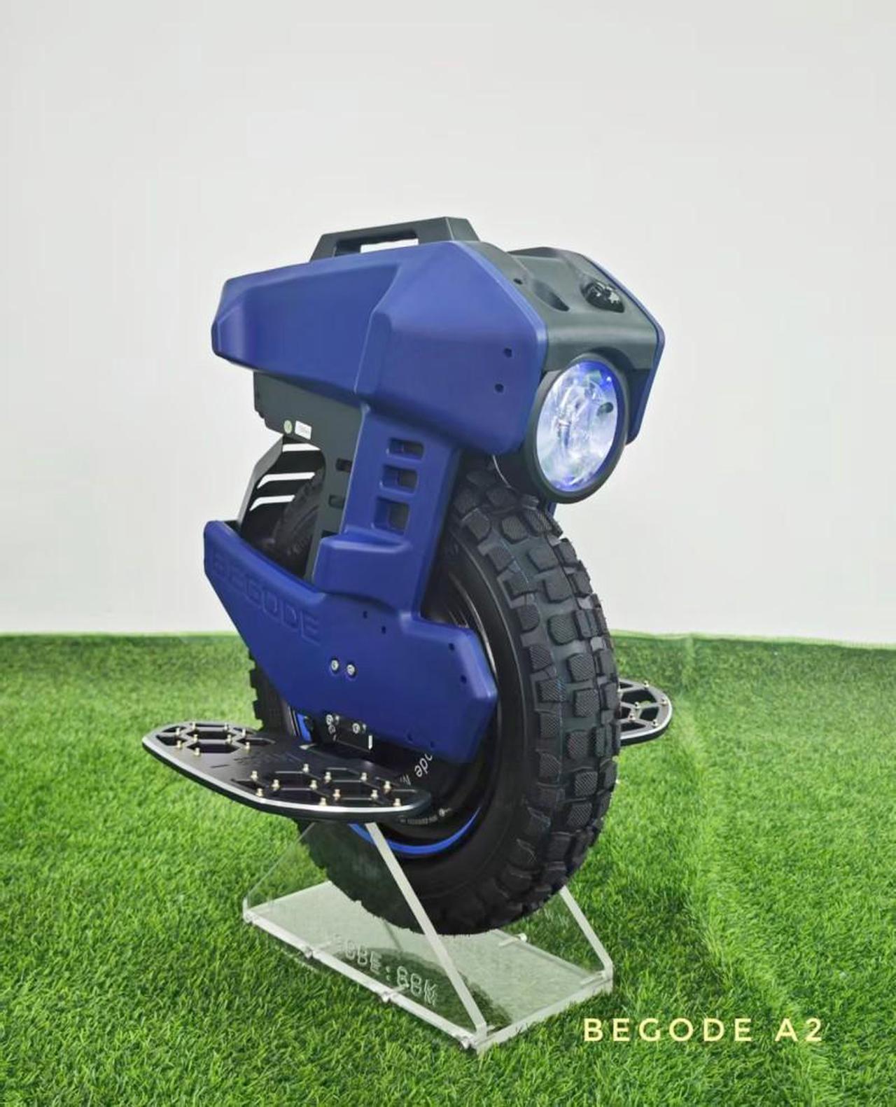Alt view image 7 of 7 - Begode A2 15-inch Electric Unicycle With 1000W Motor 84V 750Wh 18.6Mph 31Miles