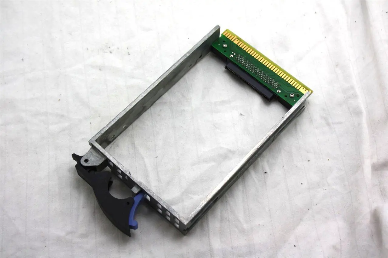 Main image of IBM Server 3.5" Hard Drive Caddy W/ Connector 04N2865 24L0903