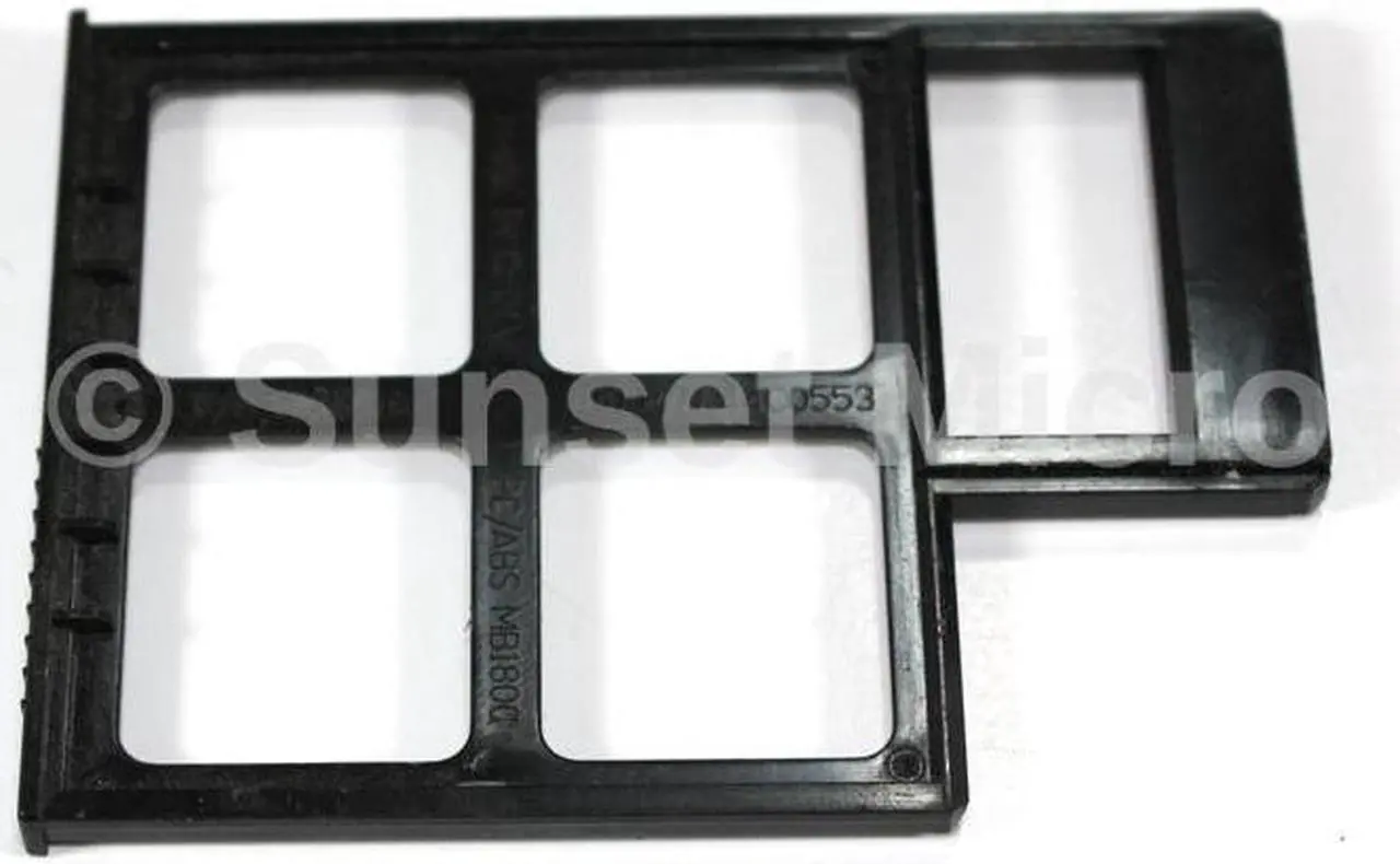 Main image of IBM Lenovo Thinkpad T400 Laptop PCMCIA Filler Dummy 44C0553 42X5010