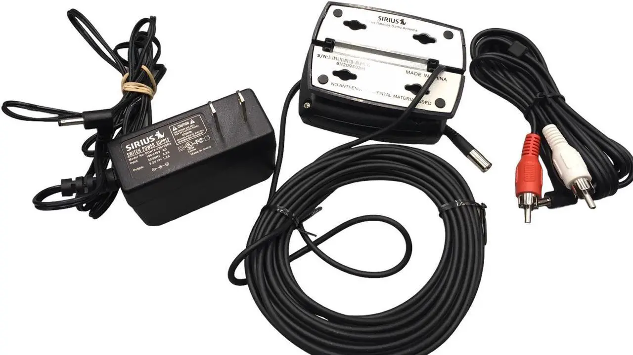 Alt view image 5 of 7 - Sirius Satellite Radio Antenna And power supply ,Audio Cable SUPH1 AS IS''