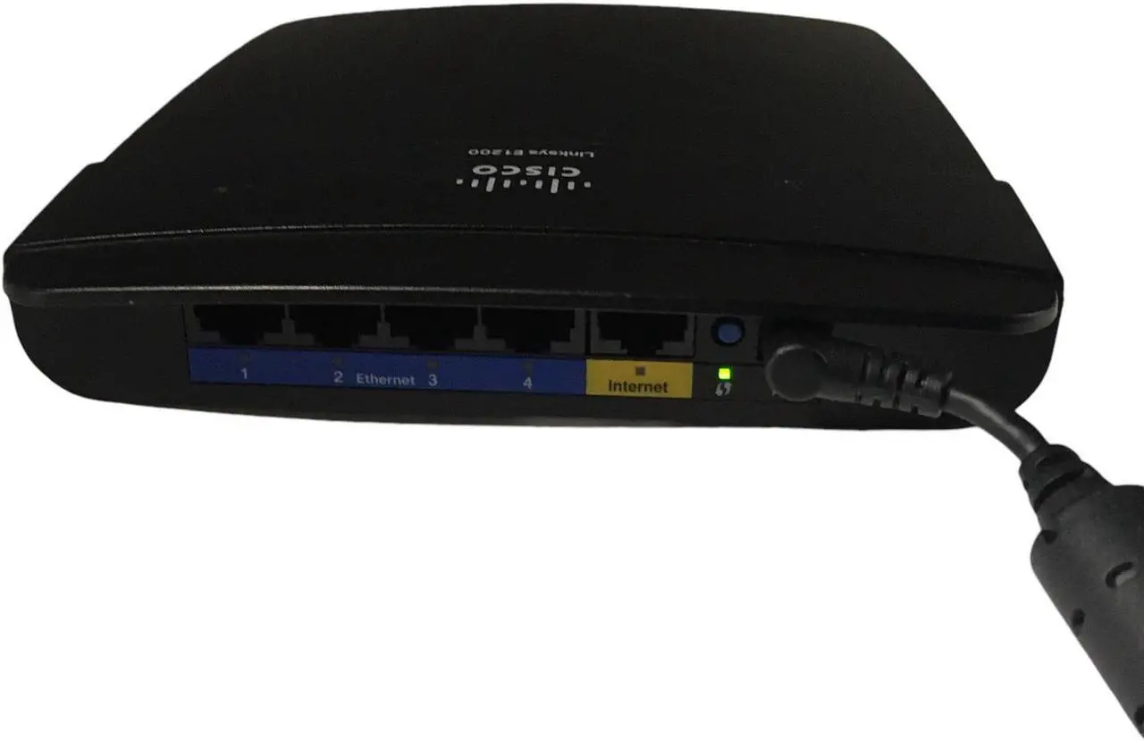 Alt view image 2 of 6 - Linksys E1200 (N300) 300 Mbps 4-Port 10/100 Wireless N Router