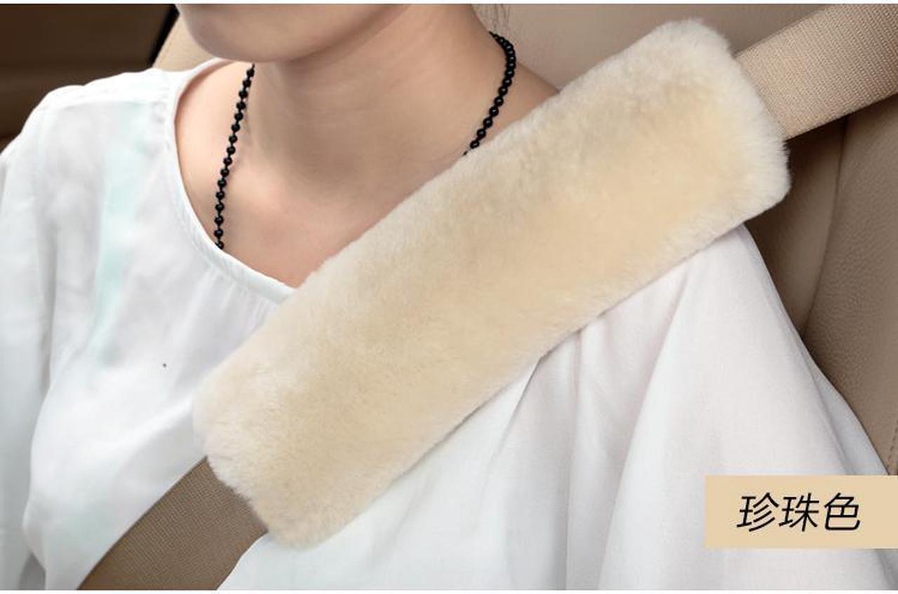 2pcs Genuine Sheepskin seat belt cover Safety Car Shoulder Pad Seatbelt Covers