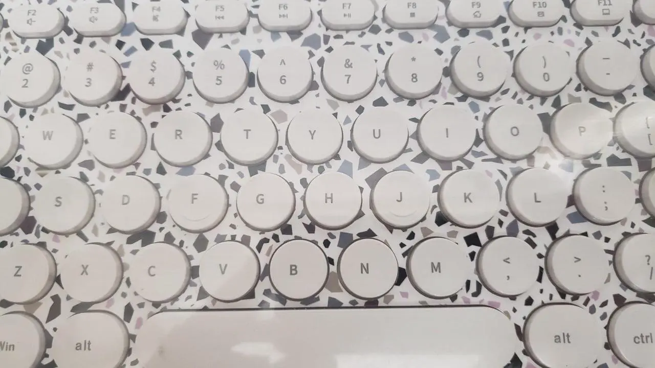 Alt view image 2 of 2 - Winx Terazzo White Wireless Keyboard WXK300W Easy to Set Up