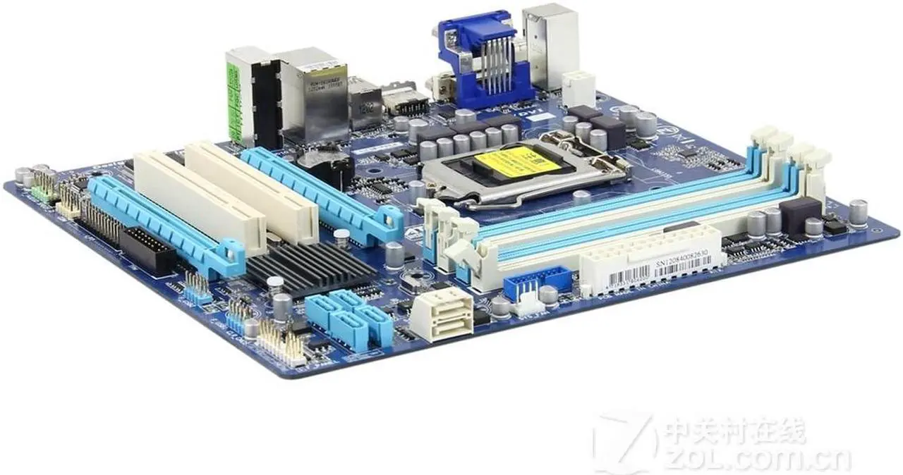 Alt view image 4 of 5 - GIGABYTE GA-B75M-D3H LGA 1155 Intel B75 DDR3 32GB Micro ATX