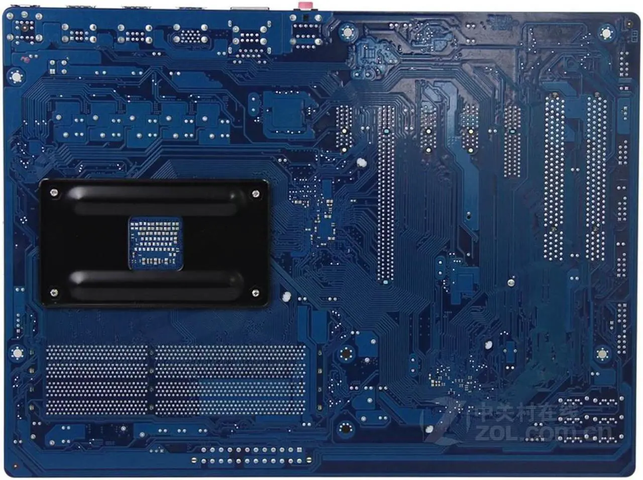 Alt view image 2 of 4 - GIGABYTE GA-970A-DS3 Socket AM3+ AMD 970 DDR3 32GB ATX