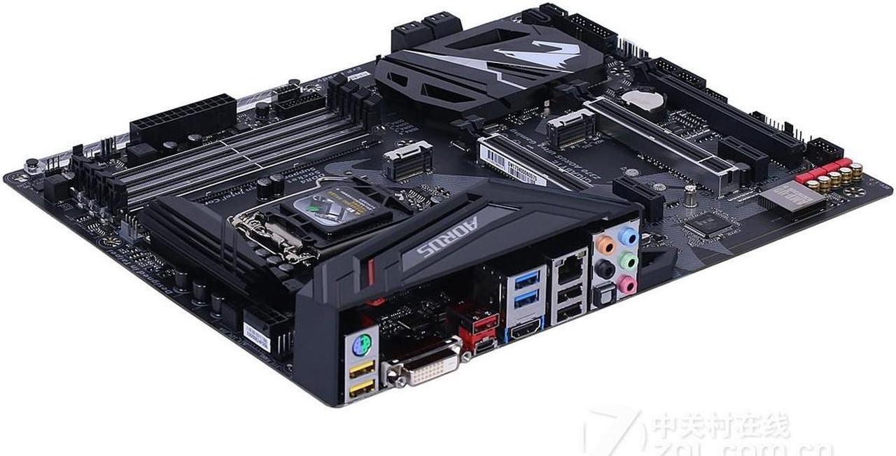 Alt view image 4 of 4 - GIGABYTE Z370 Ultra Gaming LGA 1151 Intel Z370 DDR4 64GB ATX