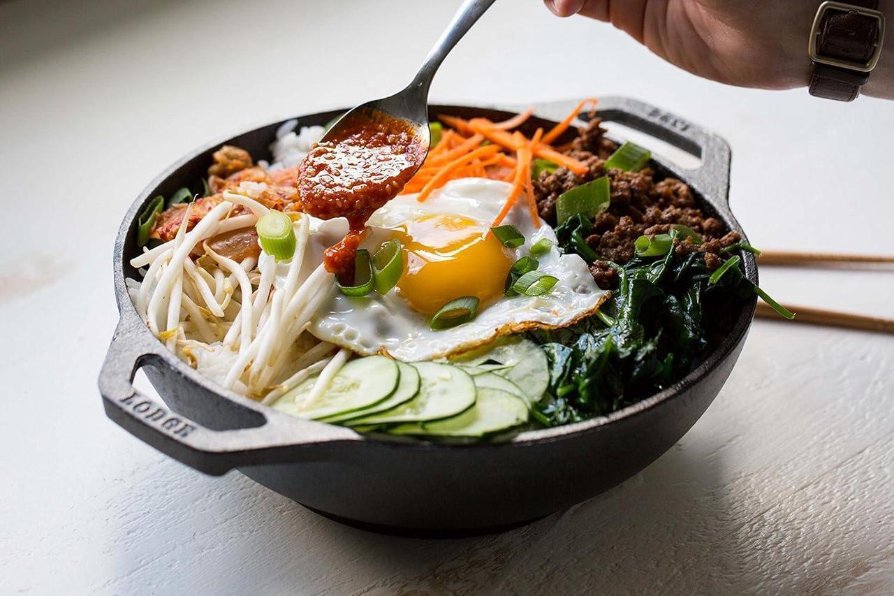 Alt view image 2 of 3 - Lodge Manufacturing Company L9MW Mini Wok Cast Iron, 9", Black